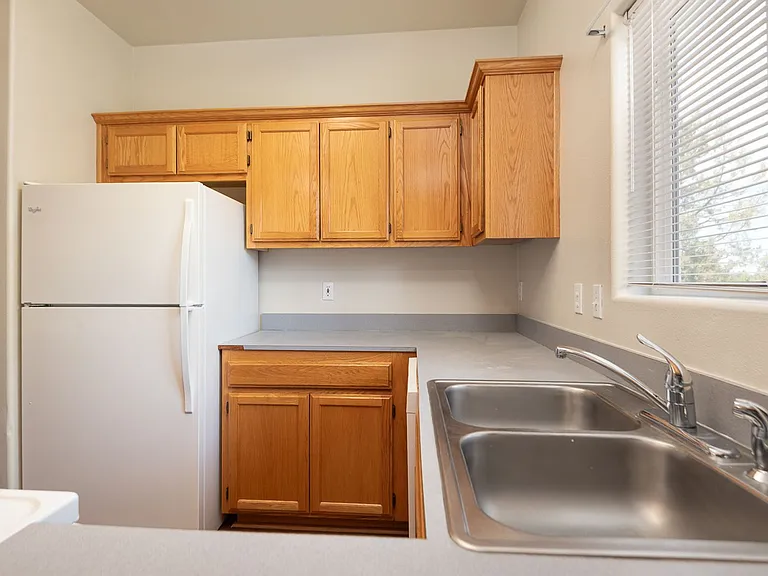 2358 NE Ocker Dr #14 — Photo 9