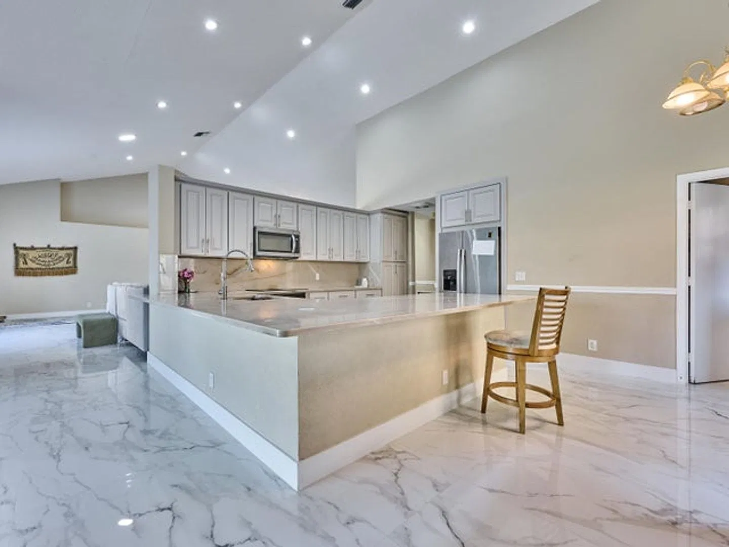 786 NW 164th Avenue, Pembroke Pines, FL 33028 - 1127 — Photo 4
