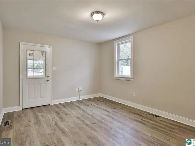 1861 E Emmaus Ave — Photo 23