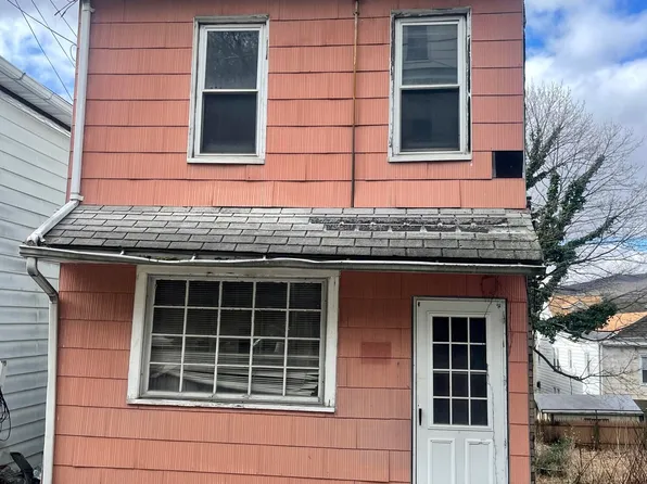 236 S Diamond St, Shamokin, PA 17872