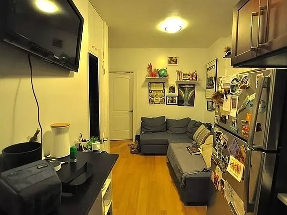 2nd image of 226 E 3rd St APT 1W