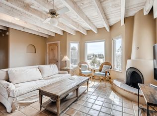 20 Garbosa Rd, Santa Fe, NM 87508