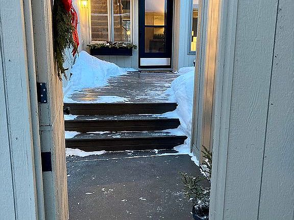Entry into front patio deck