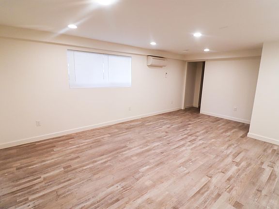 4th image of 6115 Plymouth Ave #B10