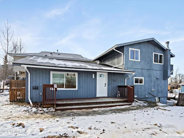11406 Dawn St, Eagle River, AK 99577