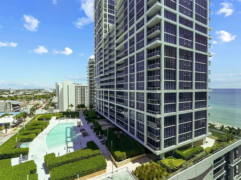 6801 Collins Ave #1214-DOOR1203 — Photo 26