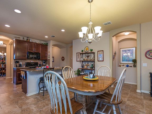 Eat in Kitchen