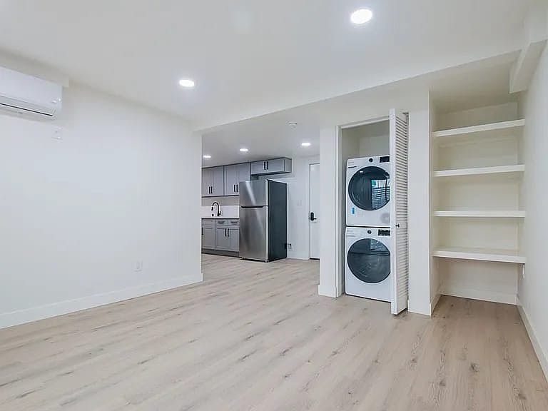 1st image of 2757 Andreo Ave #10