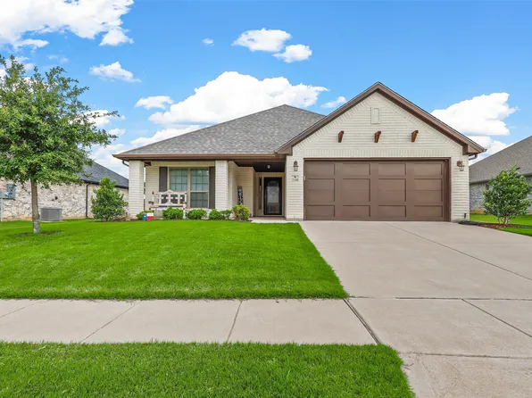 3140 Arbor View Dr, Burleson, TX 76028