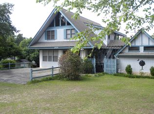 279 Belvedere Dr, Eutawville, SC 29048
