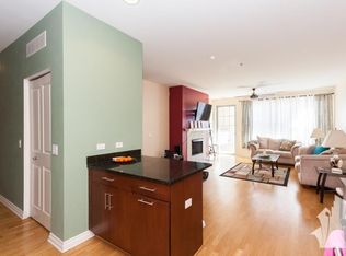 5558 N Sheridan Rd #409, Chicago, IL 60640