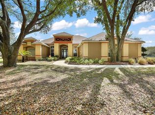 28131 Lake Jem Rd, Mount Dora, FL 32757