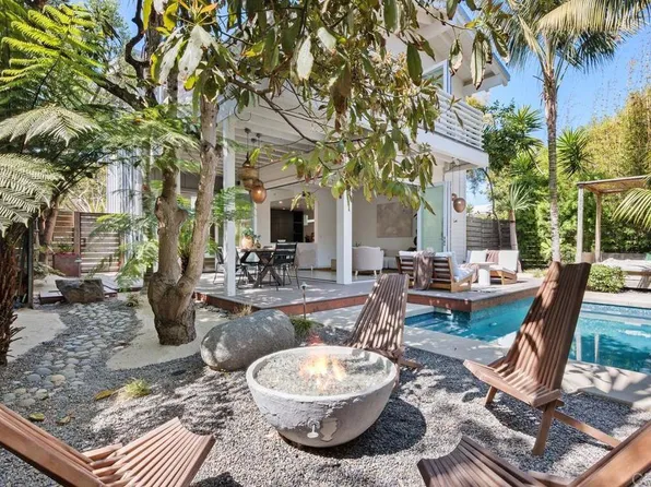 119 Mozart Ave, Cardiff, CA 92007