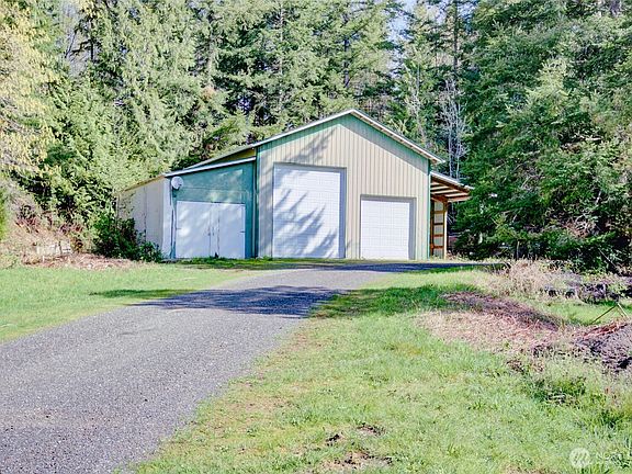 2nd image of 405 Alger Cain Lake Road