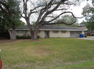 158 Ridgewood St, Bridge City, TX 77611