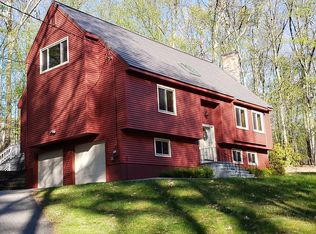 212 Boxboro Rd, Stow, MA 01775