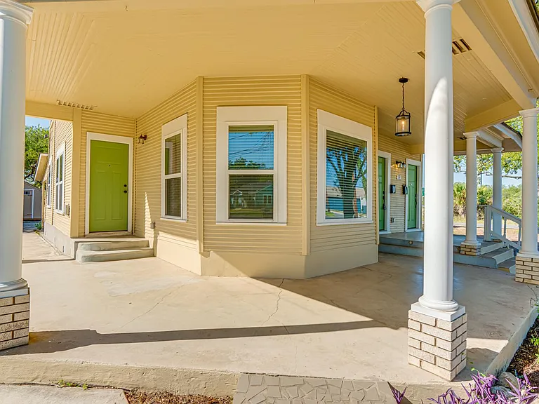 530 Pruitt Ave — Photo 1