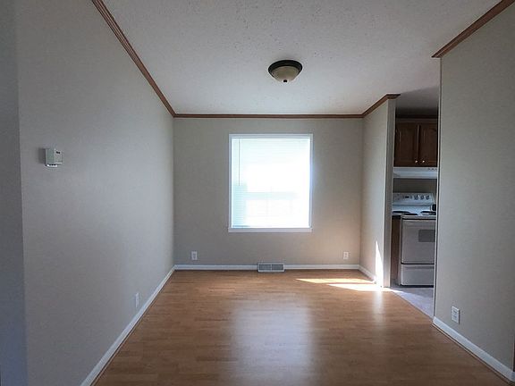3rd image of 73 Ashley Cir #116