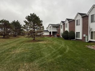Carrington Court, Kenosha, WI 53140