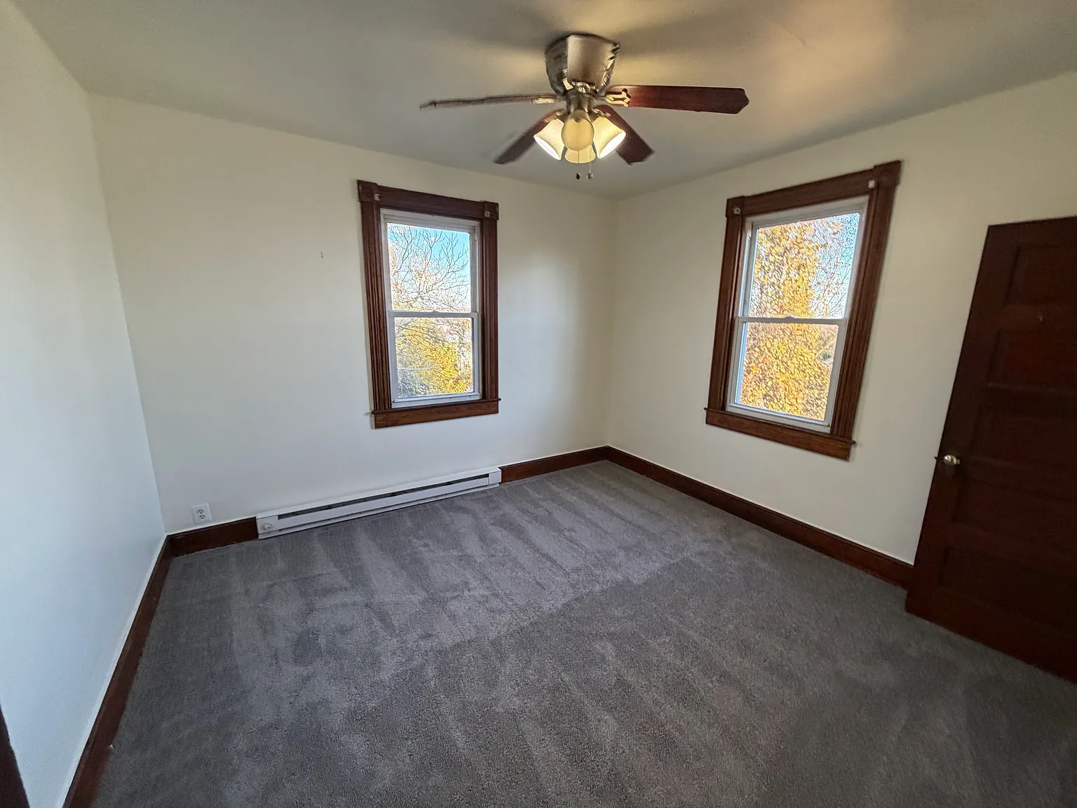 1 bed, 800 sqft, $1,250 — Photo 4