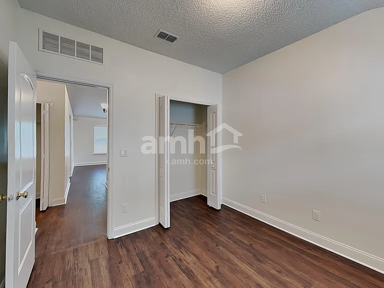 11551 Oak Meadow Ln — Photo 14