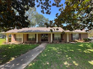 34 Quail Ridge Dr, Brandon, MS 39042