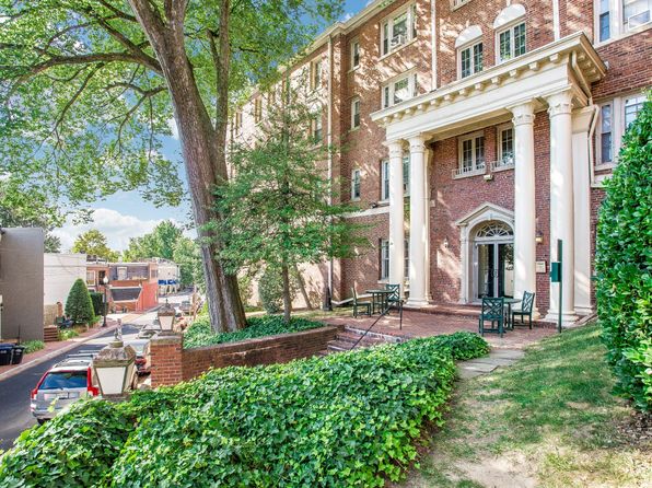 2700 Q St NW APT 212