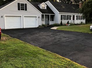 102 Agamenticus Rd, South Berwick, ME 03908