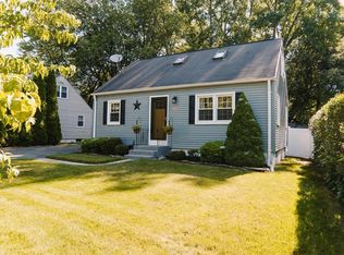 37 Clyde Ave, West Springfield, MA 01089