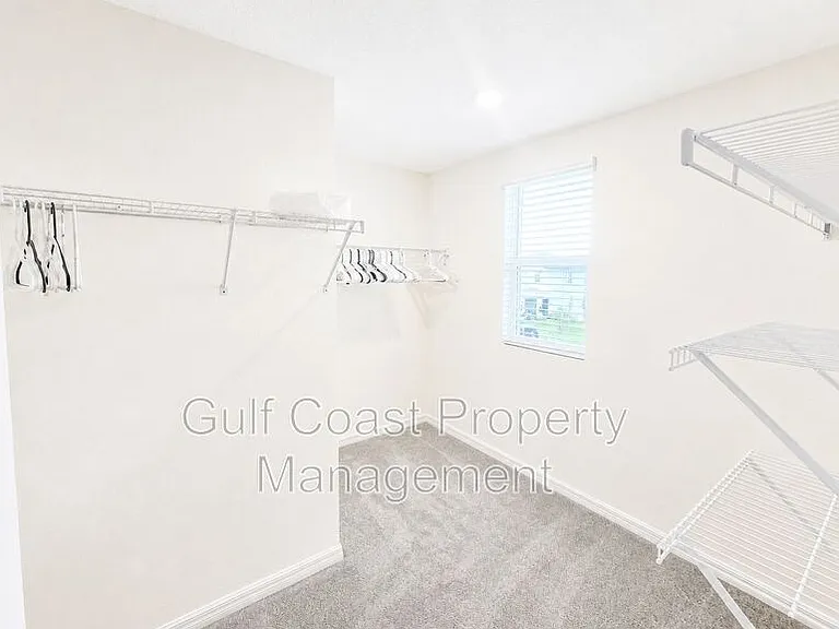 10219 Charlotte Dr — Photo 10