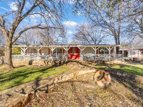 200 Pioneer Trl, Weatherford, TX 76087