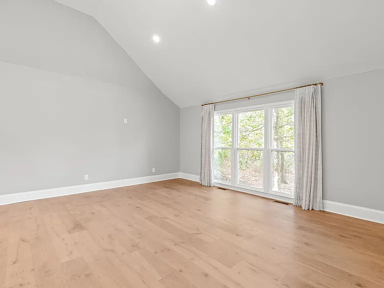 3800 Terrebonne Ct — Photo 5