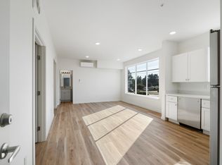 Bell Pointe Terrace Apartments, Tacoma, WA 98408