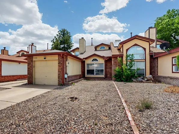 5508 Gold Rush Dr NW, Albuquerque, NM 87120