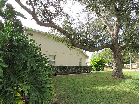 5th image of 8934 Keats Dr
