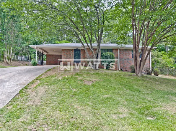 1036 Rose Hill Cir, Hueytown, AL 35023