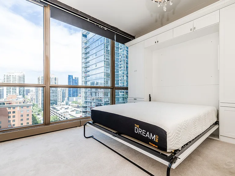21 E Huron St #1207 — Photo 29