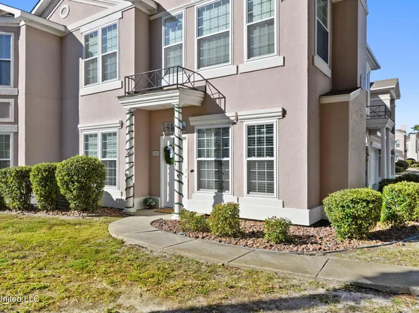 2252 Beach Dr APT 2301, Gulfport, MS 39507