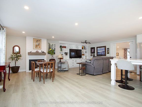 5th image of 40 Bluffs Rd