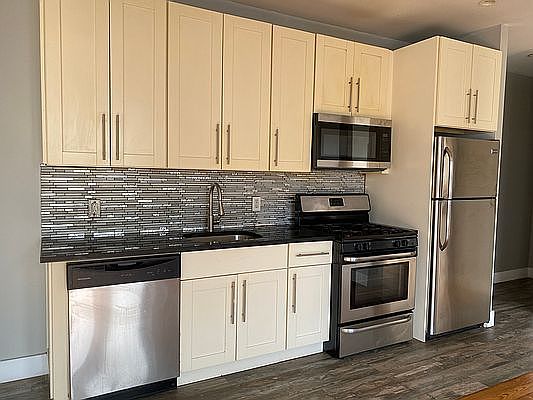 1st image of 661 W 180th St #Ee4