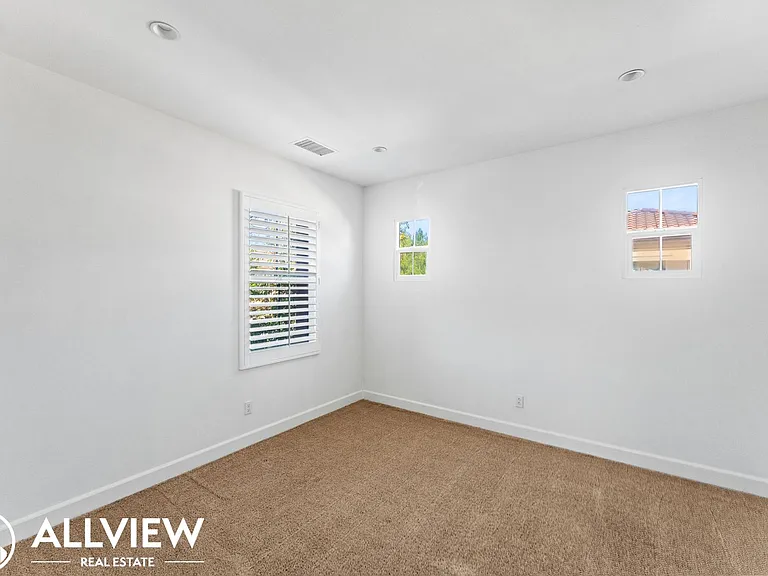 56 Quentin — Photo 26