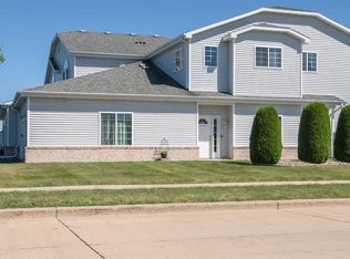 3140 White Tail Ln UNIT A, Oshkosh, WI 54904