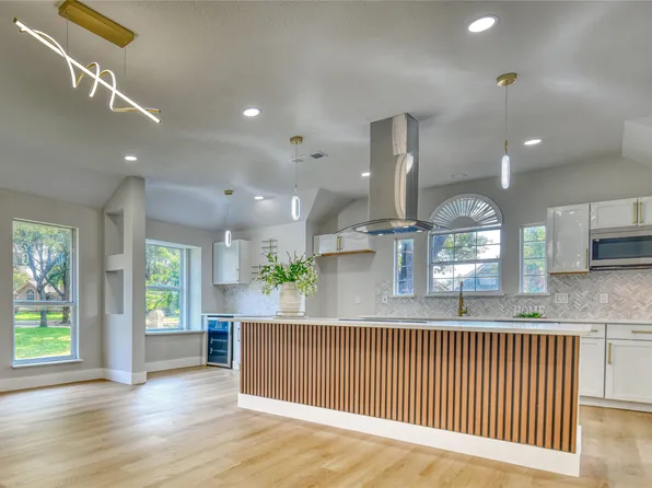 2340 Penrose Dr, Mesquite, TX 75150