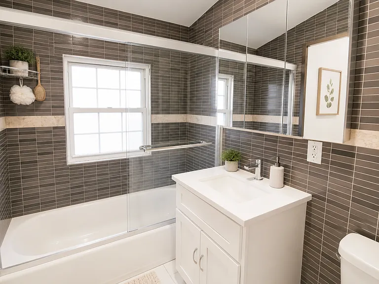 27 Hill Ln #B — Photo 10