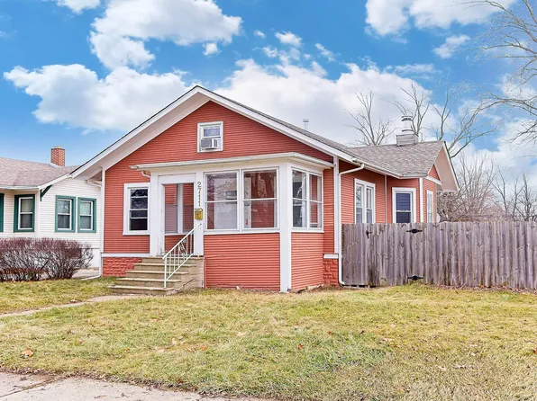 2711 Elizabeth Ave, Zion, IL 60099