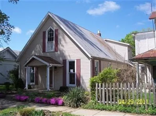 175 S Main St, Camden, OH 45311