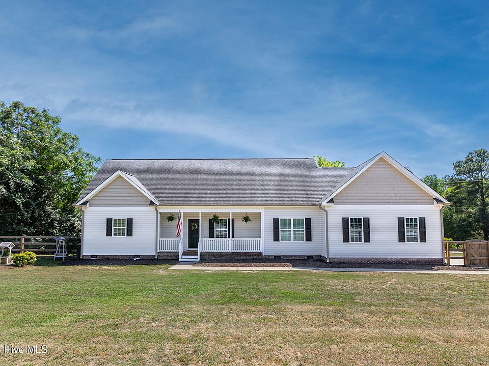 1st image of 410 Raeford Road #410