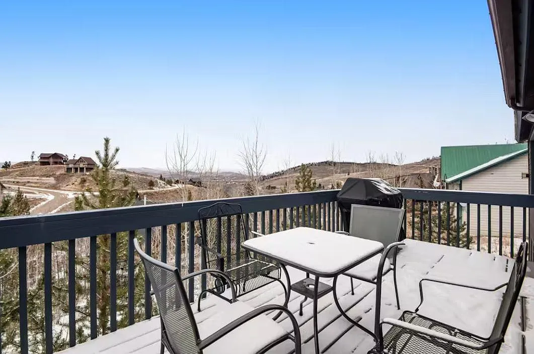 281 Overlook Drive — Photo 4