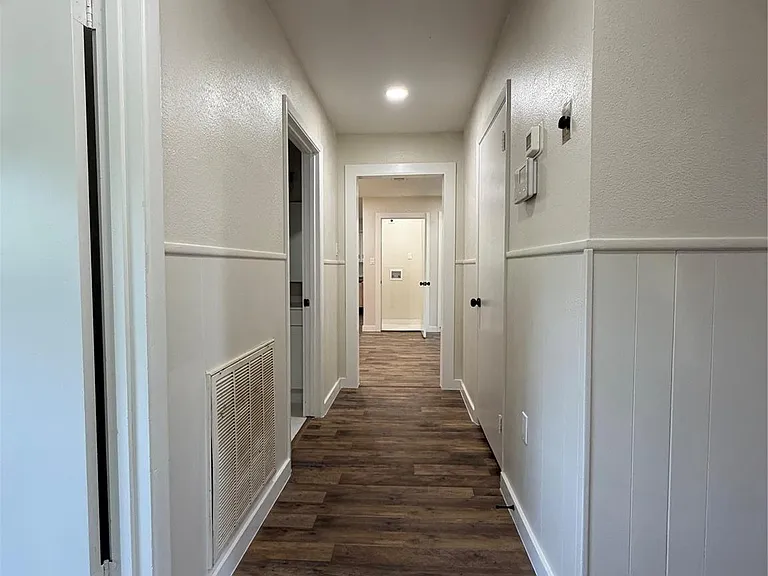 607 Pearl St — Photo 22