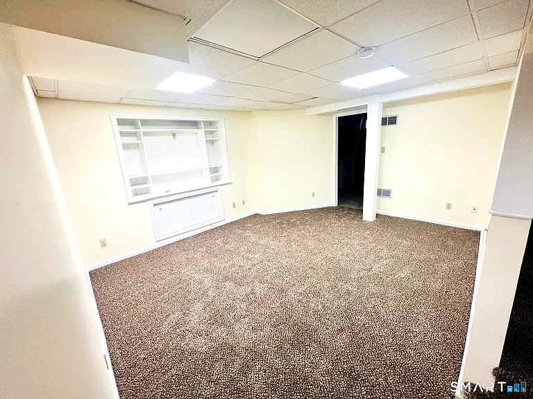 6 Oak Forest Dr #3 — Photo 12